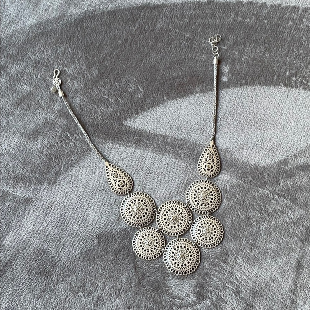 Statement piece necklace